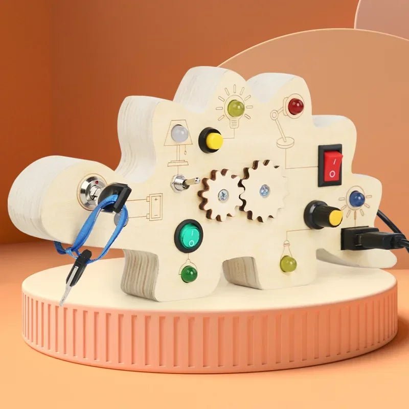 CircuitBuzz - Jeu Circuit de Montessori - Jouet en bois avec prise lumineuse LED, marche/arrêt. Amusant, éducatif et compact. Idéal pour bébés et jeunes enfants. Jouets sensoriels autisme par excellence. - Tytan Bear Toys&Plush